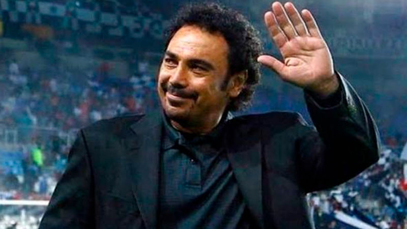 Hugo Sánchez se ofrece para dirigir gratis a la Selección Mexicana de fútbol 