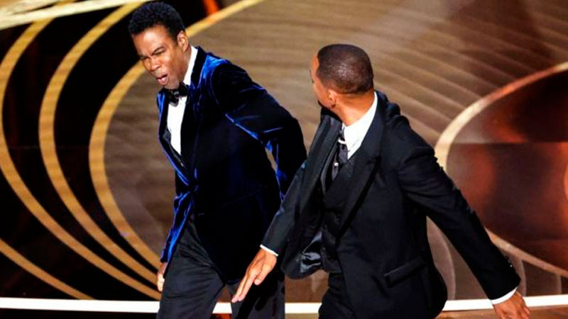 Boxeador ofrece millones de dólares para que Will Smith y Chris Rock se enfrenten en un ring 