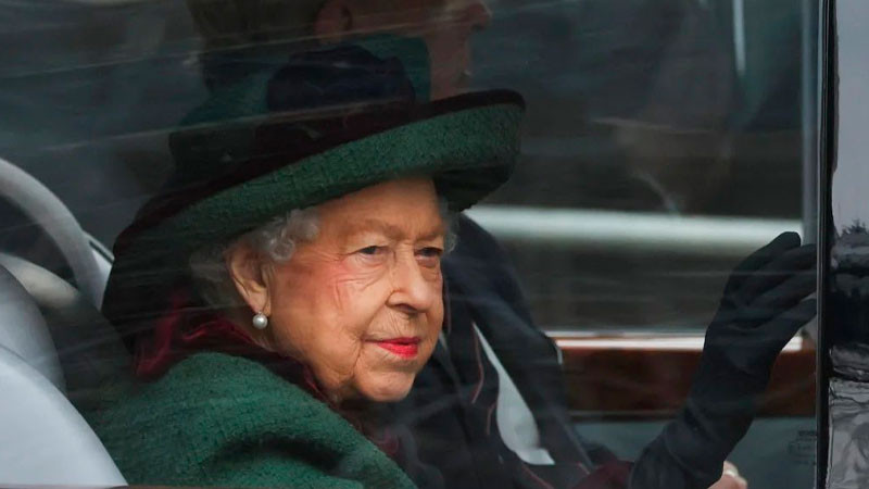 Reina Isabel II Reaparece En P blico Para Asistir Al Homenaje Dedicado 