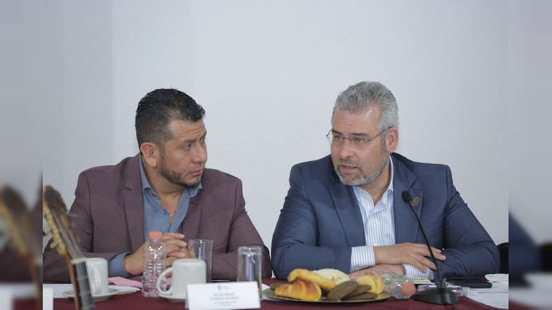 Autoriza federación ampliación del IMSS en Paracho: Bedolla 