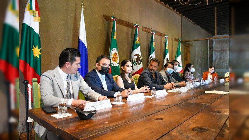 Signan convenio Gobierno de Pátzcuaro y IMAIP 