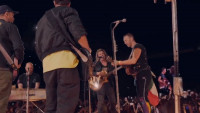Coldplay invita a Maná a su concierto en Guadalajara y cantan "Rayando el Sol"