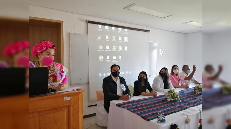 Se lleva acabo este miércoles el curso "Interculturalidad en los Servicios de Salud" en el Hospital General de Uruapan 