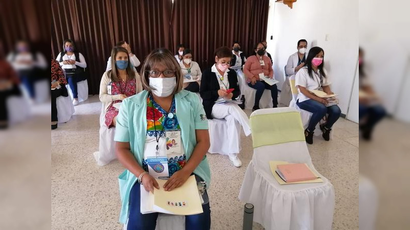 Se lleva acabo este miércoles el curso "Interculturalidad en los Servicios de Salud" en el Hospital General de Uruapan 