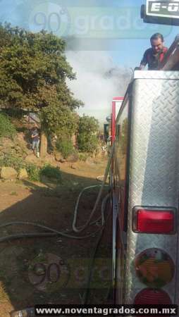 Se quema casa en Zacapu, Michoacán, dueña sufre crisis diabética - Foto 4 