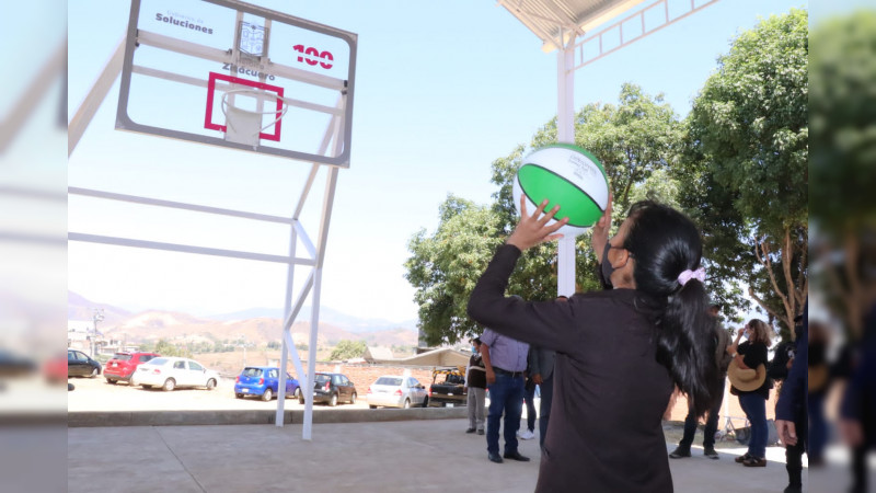 Domo de la primaria Carmen Serdán en Zitácuaro dignifica a su comunidad educativa: Presidente municipal 