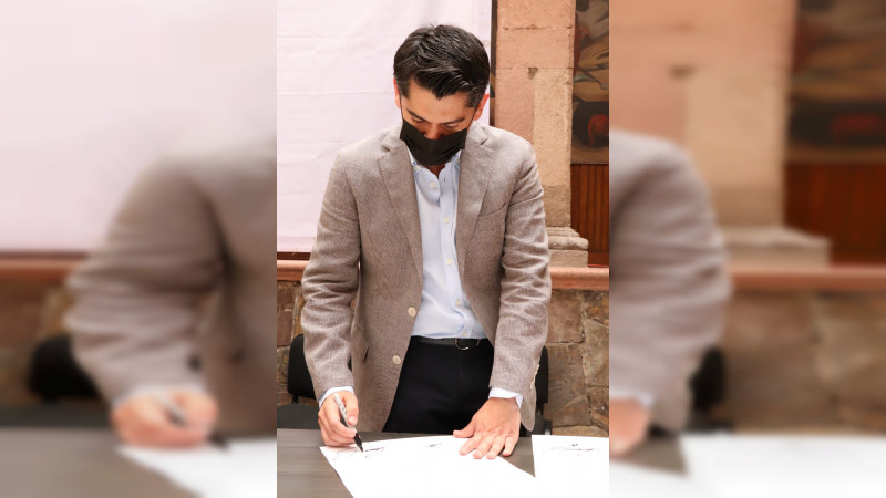 "Zitácuaro es destino educativo": Toño Ixtláhuac 