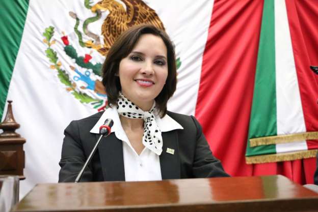 Prioritario garantizar identidad legal a michoacanos en el extranjero: Macarena Chávez‏  