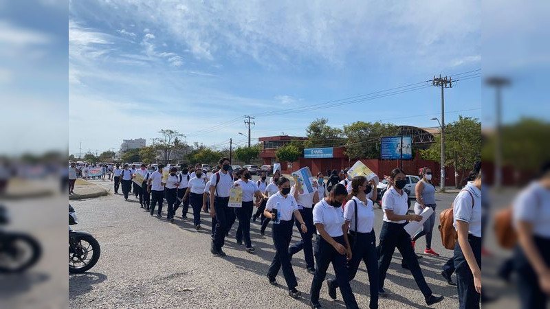 Jurisdicción Sanitaria de LC, realiza caminata para el cuidado de la salud 