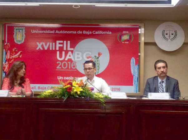 Presentan libro “Democracia  Política Electoral; Balance y Desafíos”. 