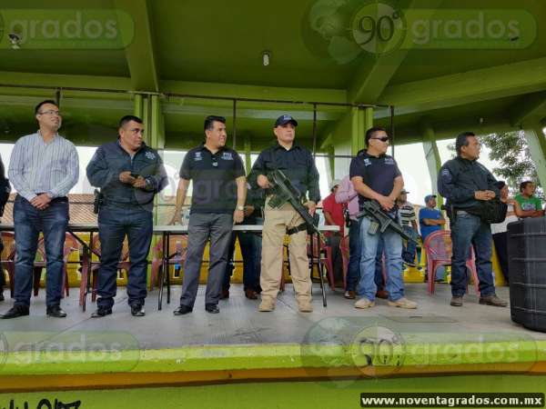 SSP Michoacán equipa a policías de Nahuatzen y les entrega la dirección de Seguridad Pública - Foto 0 