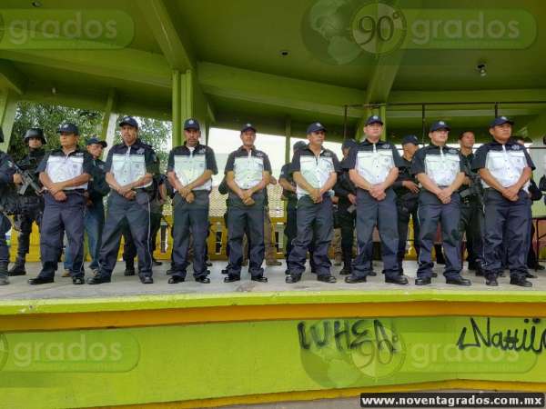 SSP Michoacán equipa a policías de Nahuatzen y les entrega la dirección de Seguridad Pública - Foto 1 