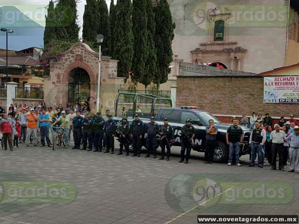 SSP Michoacán equipa a policías de Nahuatzen y les entrega la dirección de Seguridad Pública - Foto 3 