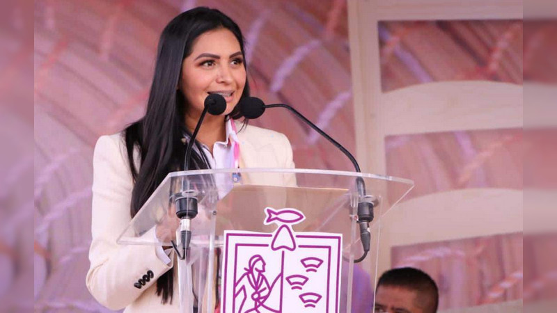 Teme por su vida alcaldesa de Salvador Escalante, Araceli Saucedo 