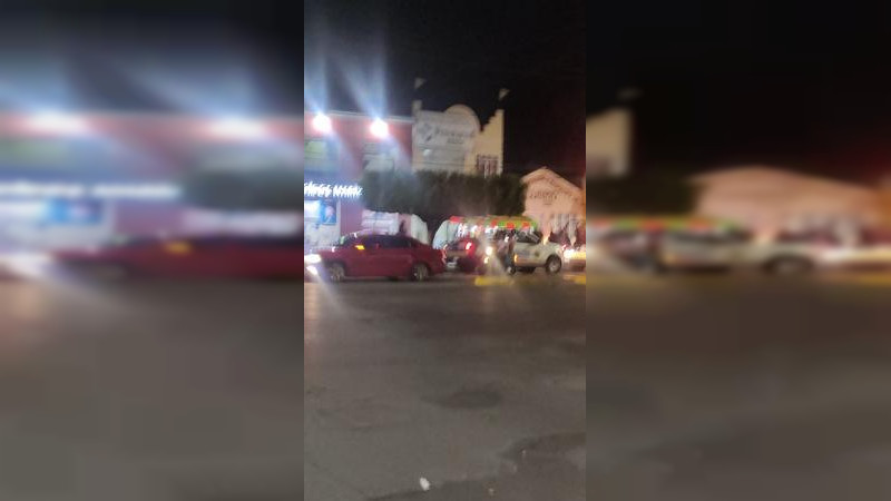 Se registra ataque armado en un negocio de tacos, en el Boulevard Adolfo López Mateos, en Celaya, Guanajuato  