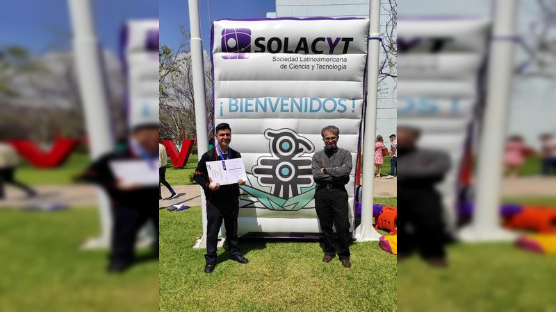  Destacan estudiantes del Cecytem en Infomatrix México 2022 