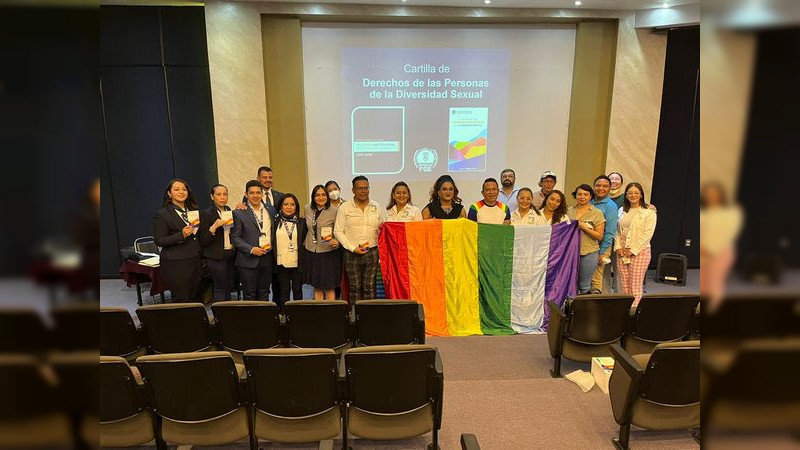 Ayuntamiento de Zacapu es capacitado sobre la Cartilla de Derechos de las Personas de la comunidad LGBTTTIQ+  