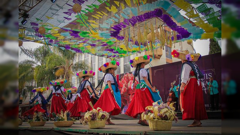 Barrio San Juan Bautista deleitó a visitantes del Tianguis Artesanal