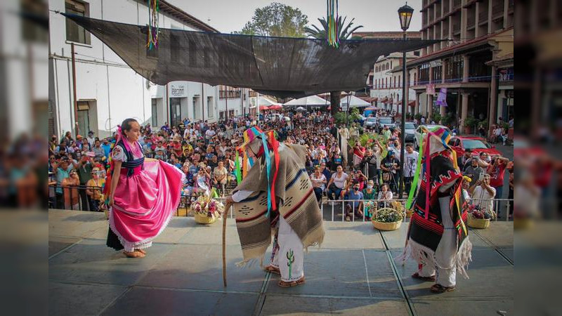 Barrio San Juan Bautista deleitó a visitantes del Tianguis Artesanal