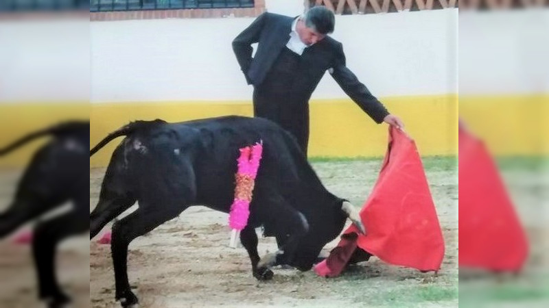 Pepe López, Josué Muñoz y Víctor Rodríguez, en acción hoy en el Festival de Aficionados Prácticos 