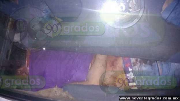 Localizan tres cuerpos al interior de taxi en Acapulco, Guerrero - Foto 1 