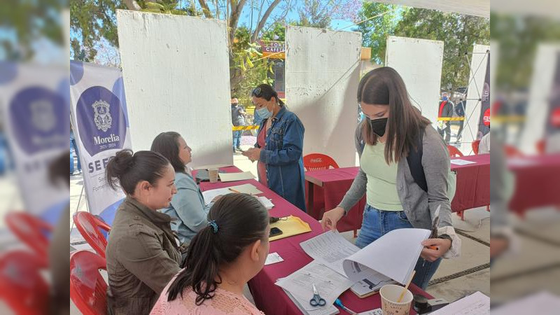 Acerca SEFECO fuentes de empleo de empresas locales a morelianos 