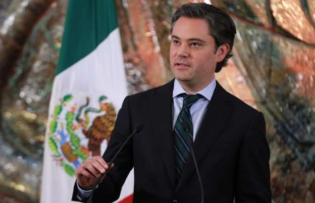 Se avanza contra impunidad y prácticas clientelares en el magisterio: Nuño Mayer 