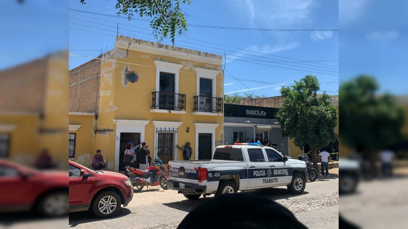 Estilista de 21 años es asesinada y enterrada en el patio de su vecino en El Fuerte, Sinaloa 