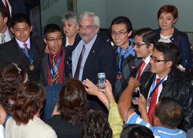 “A México no le faltan talentos, sino oportunidades para sus jóvenes”, dice el Rector de la UNAM - Foto 2 