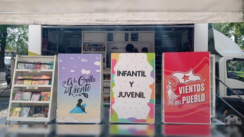 Pátzcuaro rompe récord de ventas en Librobús durante la jornada de fomento a la lectura “Haciendo Lectores”: Francisco García Medrano 