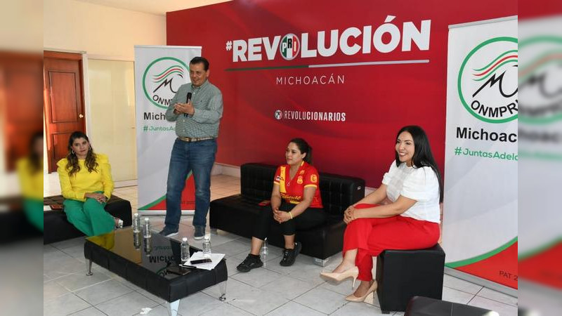 ONMPRI capacita a mujeres priistas en Michoacán: Memo Valencia 