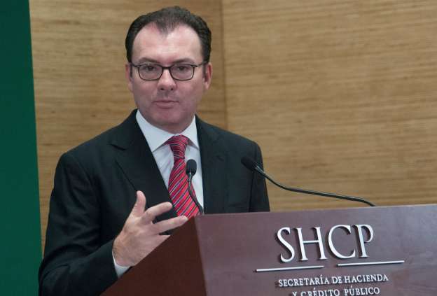 Intervención en mercado cambiario, sólo en casos excepcionales: SHCP 