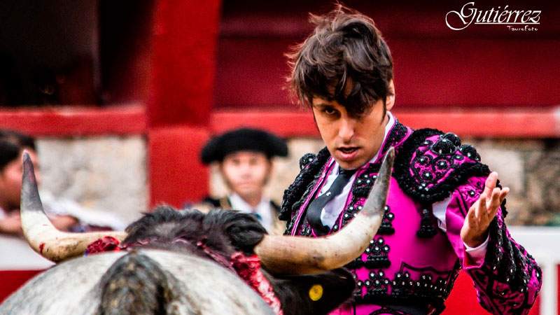 Hoy la corrida histórica en el Palacio del Arte: se despide Jerónimo y se doctora Mirafuentes