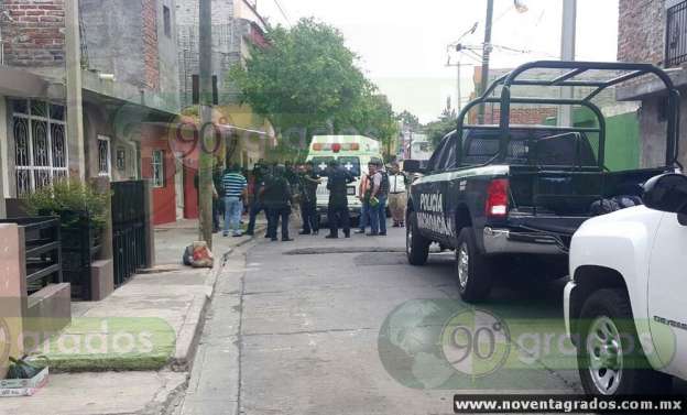 Atacan a balazos a lavacoches en Zamora, Michoacán 