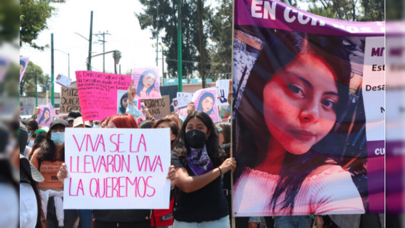 Localizan con vida a joven desaparecida en Neza hace casi un mes