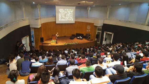 Evaluación por pares académicos, la mejor vía en materia de acreditaciones: UMSNH - Foto 1 