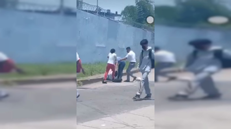 Agrede madre de familia a estudiante del Cobatab de Villa Parrilla, en Tabasco 
