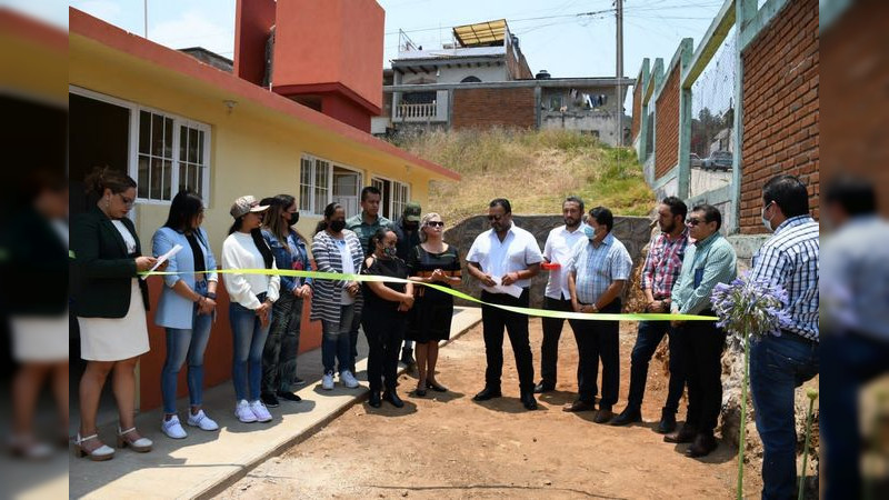 Inauguró Julio Arreola  importante obra en Jardín de Niños de la Colonia Vista Bella en Pátzcuaro 