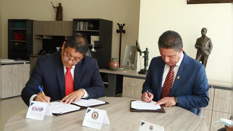 IEM y UMSNH firman convenio para promover cultura democrática en Michoacán 