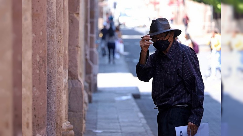 Llama SSM a proteger a adultos mayores de deshidrataciones 