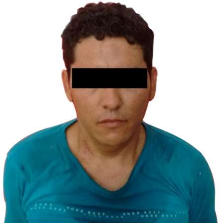 Detienen a tres sujetos con armas y droga en lázaro Cárdenas, Michoacán - Foto 3 