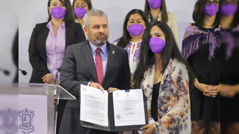 En Michoacán se abre el camino a condenas vitalicias contra feminicidas: Bedolla 