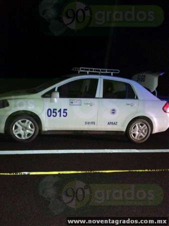 Ejecutan a taxista en Zihuatanejo, Guerrero; asesinos abandonan mensaje en el lugar - Foto 2 