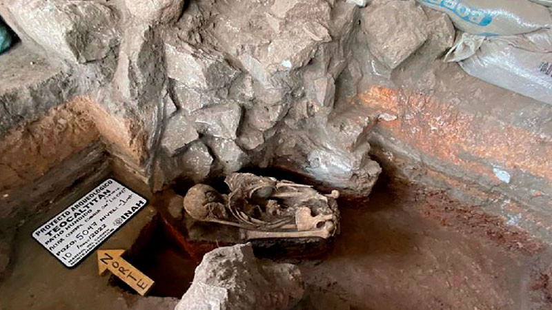 Descubren entierros prehispánicos en zona arqueológica de Teocaltitán en Jalisco