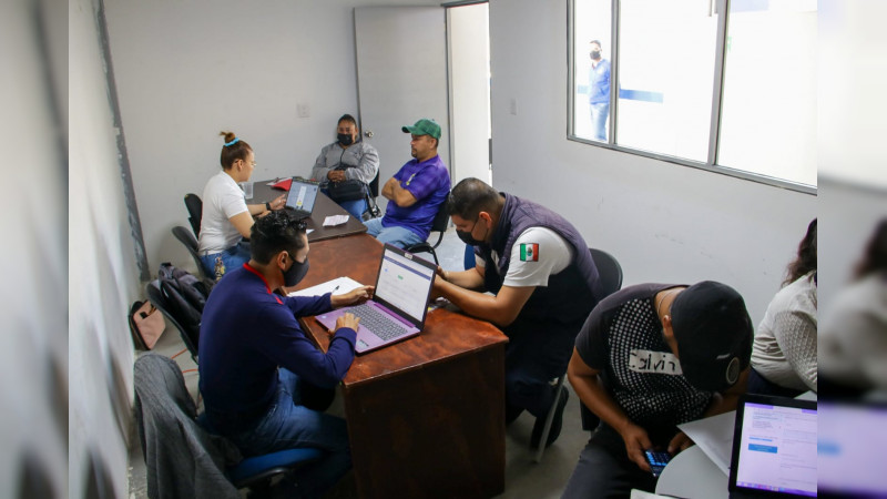 Contraloría municipal de Uruapan, orienta a personal operativo en Declaración Patrimonial