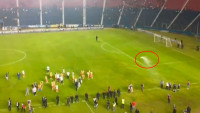 Aficionados del Atlante explotan tras perder y no dejan salir a jugadores del Atlético Morelia