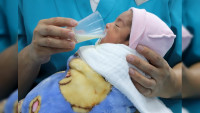Hospital de la Mujer promueve donación de leche materna 