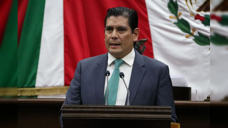 Ernesto Núñez, propone reconocimiento Manuel Buendía para periodistas de Michoacán  