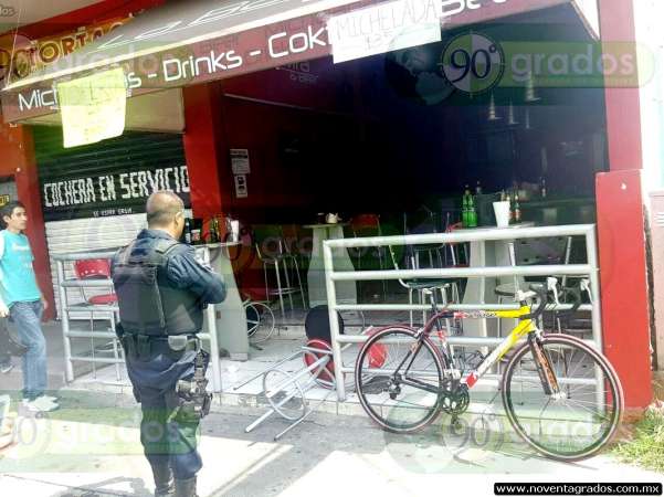 Michoacán: Ejecutan a tres personas en un bar y un terreno, en Zamora - Foto 0 