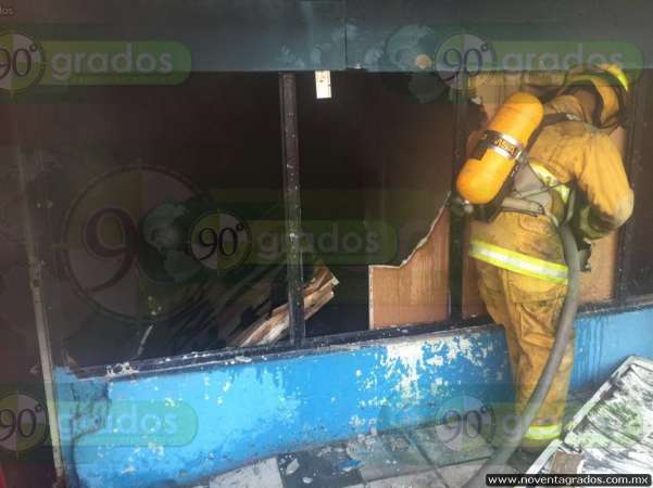 Incendio de centro nocturno deja cuantiosos daños materiales en La Piedad - Foto 2 